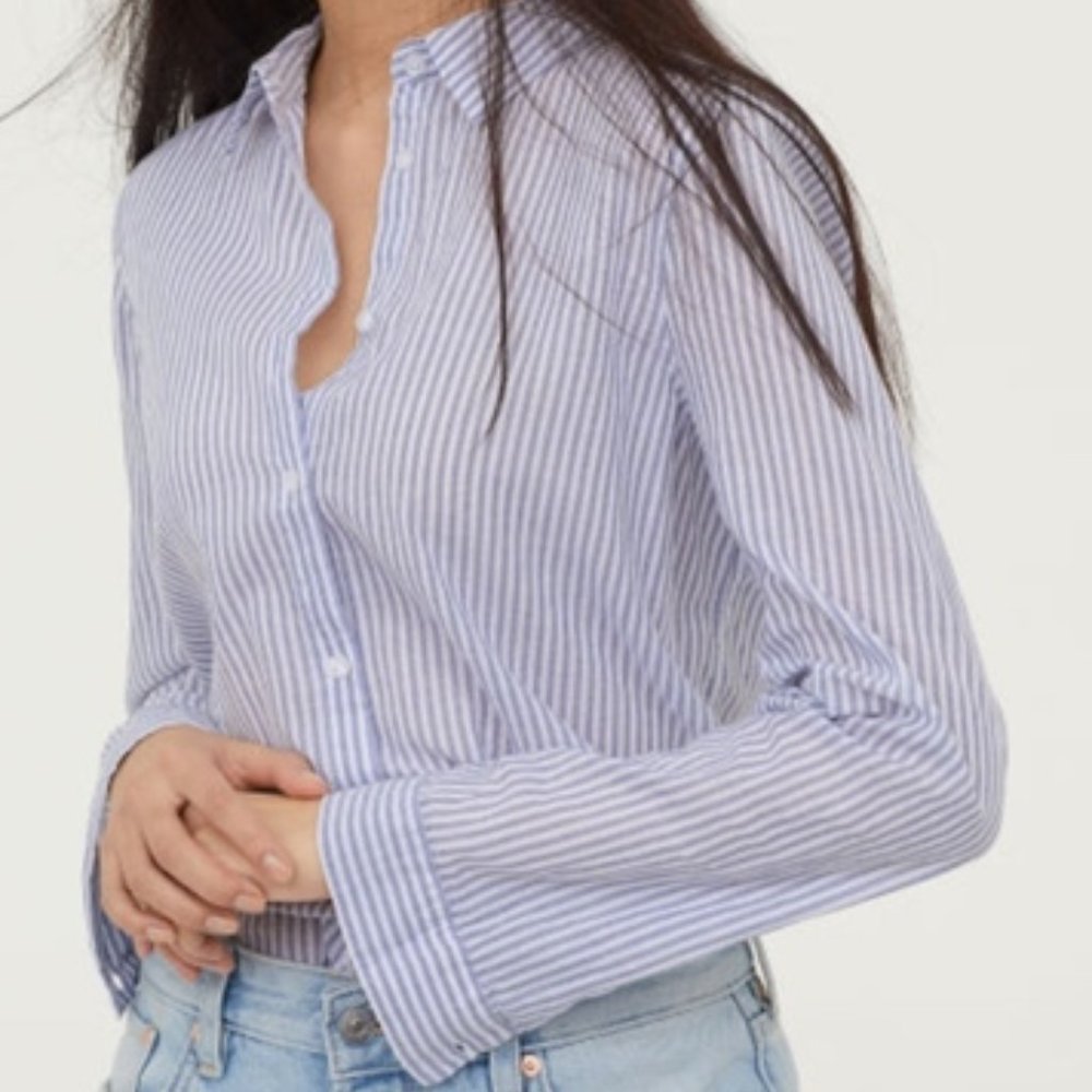 H&M White/Light Blue Striped Button Down Shir